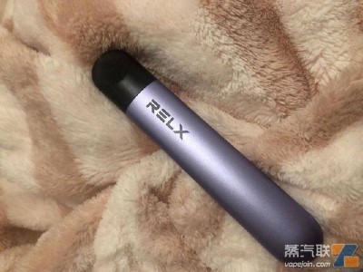 奶茶杯电子烟里面黑色的是什么?揭开神秘的电子烟成分面纱!