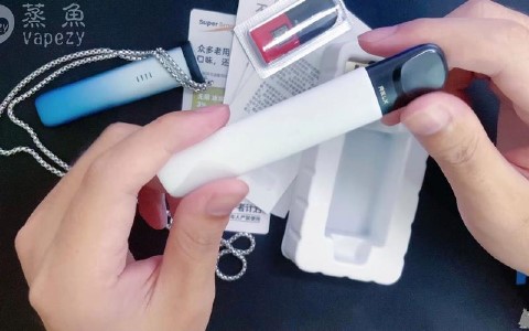 悦刻买不买一次性的烟嘴?悦刻一次性烟,解锁全新吸烟体验!