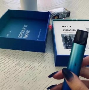 悦刻红灯一闪一闪怎么回事?全面解析与解决方案