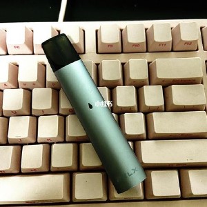 悦刻三代套盒包含的烟弹详解:体验升级的关键